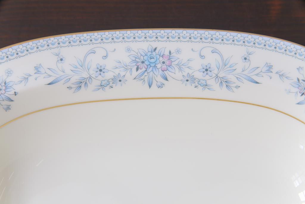 中古　Nittoroyal(ニットーロイヤル、ノリタケ)　ボーンチャイナ　ブルーヒル(廃盤)　オーバルプレート&深皿セット(大皿、カレー皿、洋食器)