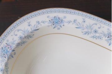 中古　Nittoroyal(ニットーロイヤル、ノリタケ)　ボーンチャイナ　ブルーヒル(廃盤)　オーバルプレート&深皿セット(大皿、カレー皿、洋食器)