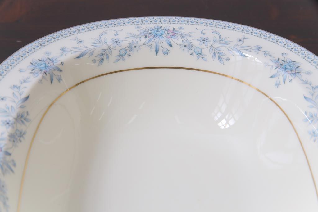 中古　Nittoroyal(ニットーロイヤル、ノリタケ)　ボーンチャイナ　ブルーヒル(廃盤)　オーバルプレート&深皿セット(大皿、カレー皿、洋食器)