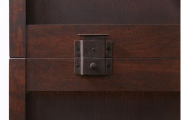 中古　北海道民芸家具　上品な佇まいの2段重ね整理タンス(チェスト、衣装箪笥、引き出し)(1)