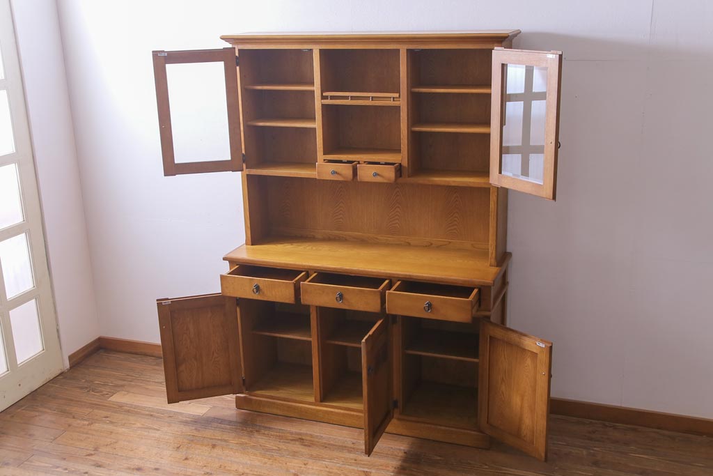 中古　日光産業株式会社　ナラ材　トラッド　すっきりとした佇まいの温もり溢れる140オープンボード(食器棚)