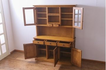 中古　日光産業株式会社　ナラ材　トラッド　すっきりとした佇まいの温もり溢れる140オープンボード(食器棚)