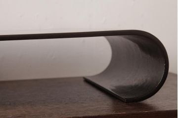 アンティーク雑貨　和製アンティーク　唐木材　上品な雰囲気醸し出す巻き花台(飾り台)
