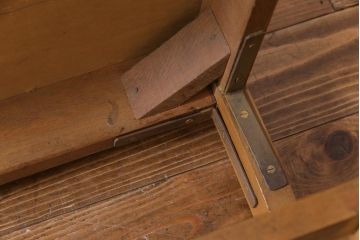 レトロ家具　昭和レトロ　ナラ材　象嵌入りの背もたれが可愛らしいソファベンチ(2人掛けソファ、長椅子)