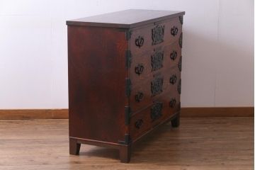 リメイク家具　岩谷堂箪笥　伝統美あふれる佇まいが魅力的な脚付きチェスト(引き出し、和タンス)