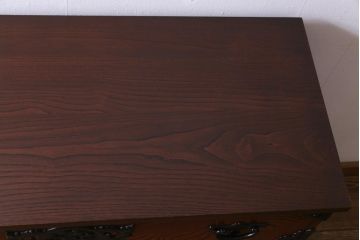 リメイク家具　岩谷堂箪笥　伝統美あふれる佇まいが魅力的な脚付きチェスト(引き出し、和タンス)