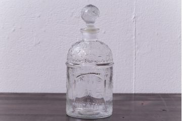 アンティーク雑貨　フランス　GUERLAIN(ゲラン)社　蜂模様がデザインされた香水瓶(フレグランスボトル、ガラス瓶、ディスプレイ)