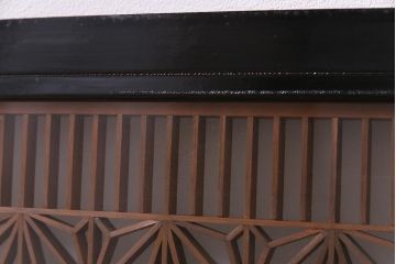 昭和初期　両面ガラス入り　角麻文様がアクセントの組子欄間(明り取り)