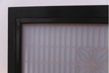 昭和初期　両面ガラス入り　角麻文様がアクセントの組子欄間(明り取り)