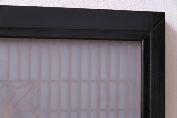 昭和初期　両面ガラス入り　角麻文様がアクセントの組子欄間(明り取り)