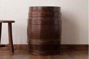 アンティーク雑貨 イギリスアンティーク オーク材 古い木の質感が味わい深い木製樽(バレル、ディスプレイ、傘立て)