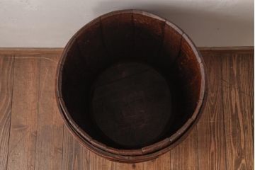 アンティーク雑貨 イギリスアンティーク オーク材 古い木の質感が味わい深い木製樽(バレル、ディスプレイ、傘立て)