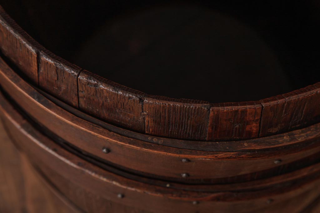 アンティーク雑貨 イギリスアンティーク オーク材 古い木の質感が味わい深い木製樽(バレル、ディスプレイ、傘立て)