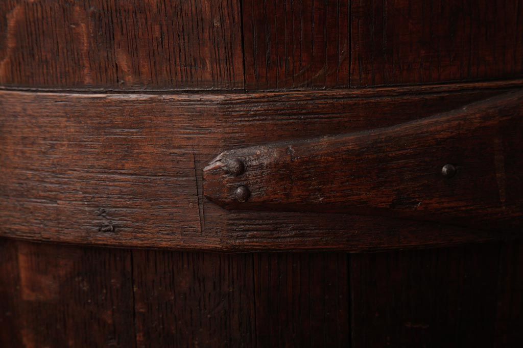 アンティーク雑貨 イギリスアンティーク オーク材 古い木の質感が味わい深い木製樽(バレル、ディスプレイ、傘立て)