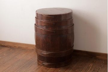 アンティーク雑貨　イギリスアンティーク　オーク材　古い木の質感が味わい深い木製樽(バレル、ディスプレイ、傘立て)