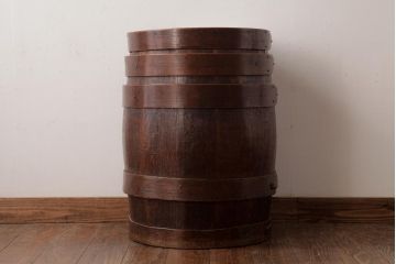 アンティーク雑貨　イギリスアンティーク　オーク材　古い木の質感が味わい深い木製樽(バレル、ディスプレイ、傘立て)