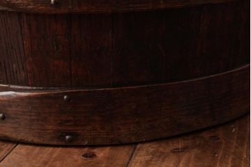 アンティーク雑貨　イギリスアンティーク　オーク材　古い木の質感が味わい深い木製樽(バレル、ディスプレイ、傘立て)