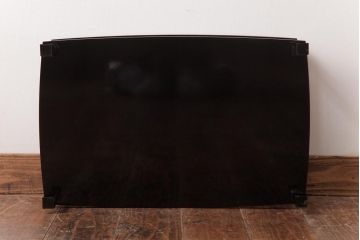 アンティーク雑貨　中古　伝統工芸　輪島塗　草花図柄　2段　風情溢れる金蒔絵が美しい花台(冠卓、飾り台、文台)