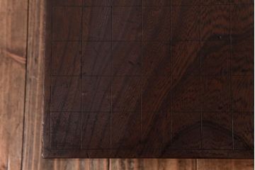 アンティーク雑貨　和製アンティーク　明治期　年月を重ねた風合いが味わい深い将棋盤(飾り台、花台)