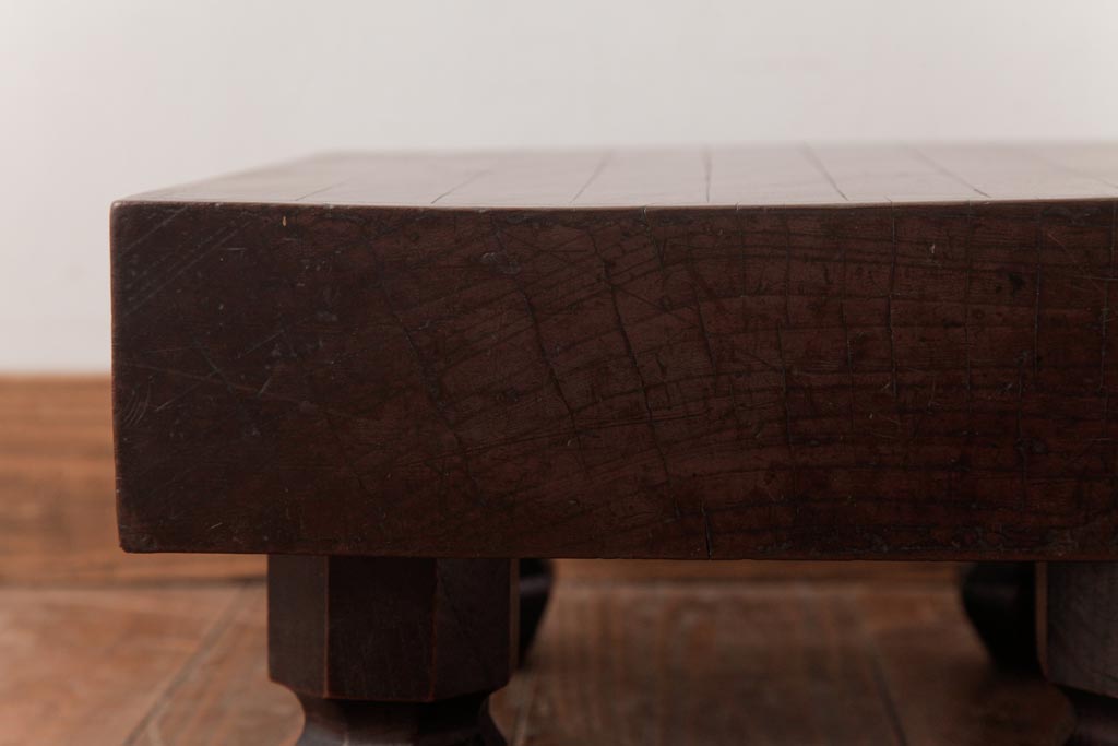 アンティーク雑貨　和製アンティーク　明治期　年月を重ねた風合いが味わい深い将棋盤(飾り台、花台)