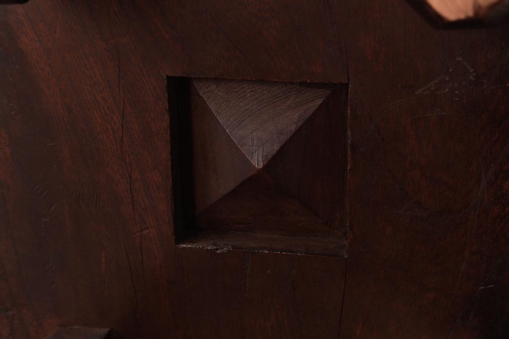 アンティーク雑貨　和製アンティーク　明治期　年月を重ねた風合いが味わい深い将棋盤(飾り台、花台)