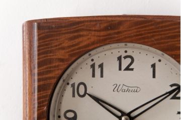 アンティーク雑貨　昭和レトロ　WAKUI製　手巻き式　ガラスのカットが上品な掛け時計(柱時計、振り子時計)