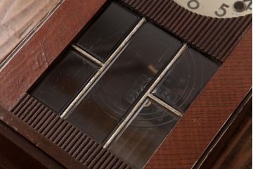 アンティーク雑貨　Meiji(明治時計社)　手巻き式　クラシカルな佇まいの掛け時計(柱時計、振り子時計)(1)
