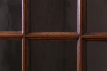 ビンテージ　オランダ　輸入家具　高級品　オーク材の温かみと風格ある佇まいが魅力の食器棚(カップボード、収納棚、飾り棚)