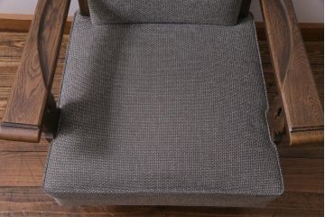 中古　神戸洋家具　永田良介商店　メンズライクにもおすすめなビンテージのチロル型ソファ(1人掛けソファ)(1)