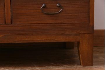 レトロ家具　昭和レトロ　桐材　丸窓がおしゃれな当店オリジナルガラス入りのリメイク箪笥ローボード(戸棚)