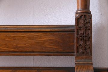 アンティーク家具　イギリスアンティーク　オーク材　小振りなドレッシングチェスト(ドレッサー)