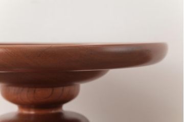 アンティーク雑貨　和製アンティーク　大正昭和期　総ケヤキ材　なめらかな質感が上品な印象与える飾り台(花台)