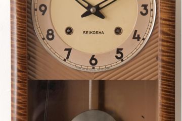 アンティーク雑貨　昭和レトロ　SEIKOSHA(精工舎、セイコー)　手巻き式　可愛らしい掛け時計(振り子時計、柱時計)