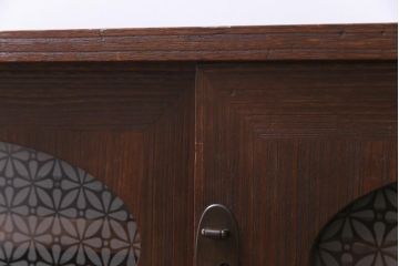 アンティーク家具　和製アンティーク　当店オリジナルガラス　丸窓がおしゃれな桐材製のリメイク箪笥ローボード(戸棚)