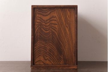 アンティーク家具　和製アンティーク　個性的な木目が目を引くタモ材製小引き出し(小物収納)