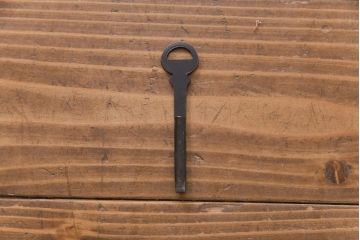 中古　岩谷堂箪笥　天板リメイク・栗無垢材　思わず目がいくダイナミックな杢目の衣装箪笥(ローボード、チェスト)