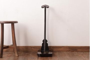 アンティーク雑貨　和製アンティーク　蒔絵　山水図　気品漂う木製刀掛け(太刀掛け)