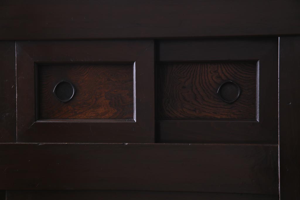 アンティーク家具　古民具　明治期　四尺　どっしりとした構えと框が重厚感溢れる重ねの京水屋(水屋箪笥、食器棚)