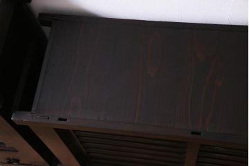 アンティーク家具　古民具　明治期　四尺　どっしりとした構えと框が重厚感溢れる重ねの京水屋(水屋箪笥、食器棚)