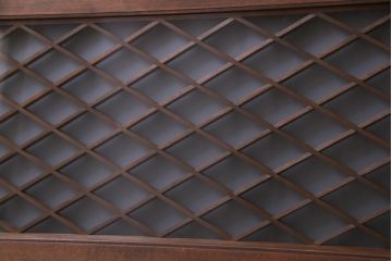 昭和中期　両面ガラス入り　和モダンな印象与える組子欄間(明り取り、ディスプレイ)