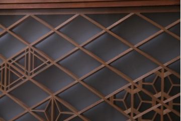 昭和中期　桜亀甲文様　両面ガラス入り　繊細な組子のデザインが美しい欄間(明り取り、ディスプレイ)(1)