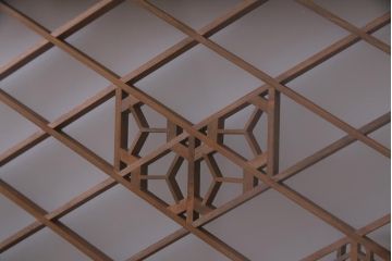 昭和中期　桜亀甲文様　両面ガラス入り　繊細な組子のデザインが美しい欄間(明り取り、ディスプレイ)(1)