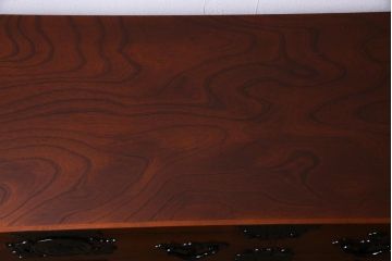 中古美品　トップクラスの上手物!本漆塗りの仙台箪笥(衣装箪笥、引き出し)(定価約98万円)