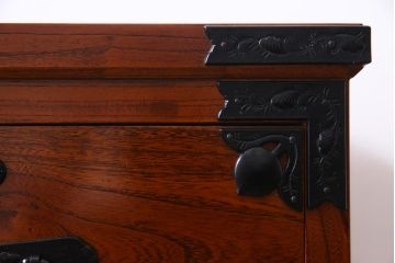 中古美品　トップクラスの上手物!本漆塗りの仙台箪笥(衣装箪笥、引き出し)(定価約98万円)
