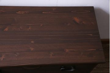 アンティーク家具　和製アンティーク　前面桐材　リメイク　傷が味わい深い脚付き箪笥リビングボード(アンティークチェスト、引き出し、桐箪笥、桐たんす)