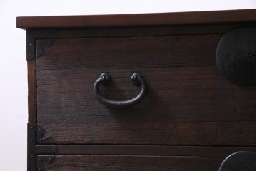 アンティーク家具　和製アンティーク　前面桐材　リメイク　傷が味わい深い脚付き箪笥リビングボード(アンティークチェスト、引き出し、桐箪笥、桐たんす)