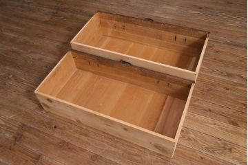 アンティーク家具　和製アンティーク　前面桐材　リメイク　渋くて格好良い鉄脚付き箪笥リビングボード(アンティークチェスト、引き出し、桐箪笥、桐たんす)