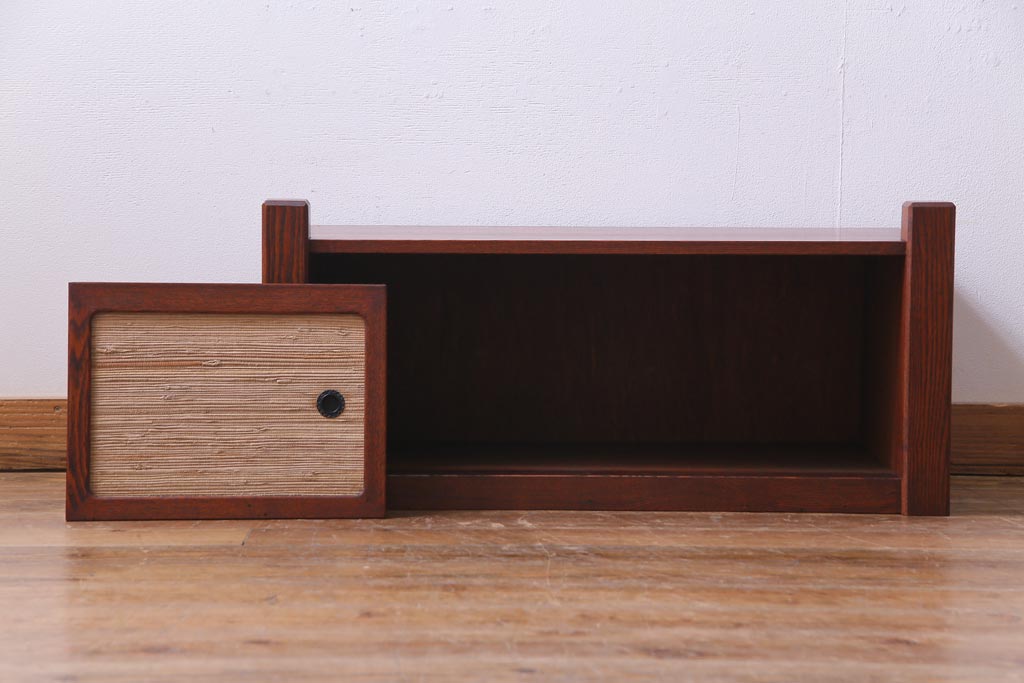 中古　高級品　松本伝統　指物工芸家具　漆塗り　ケヤキ材の杢目が見事な置き床(棚、ローボード)