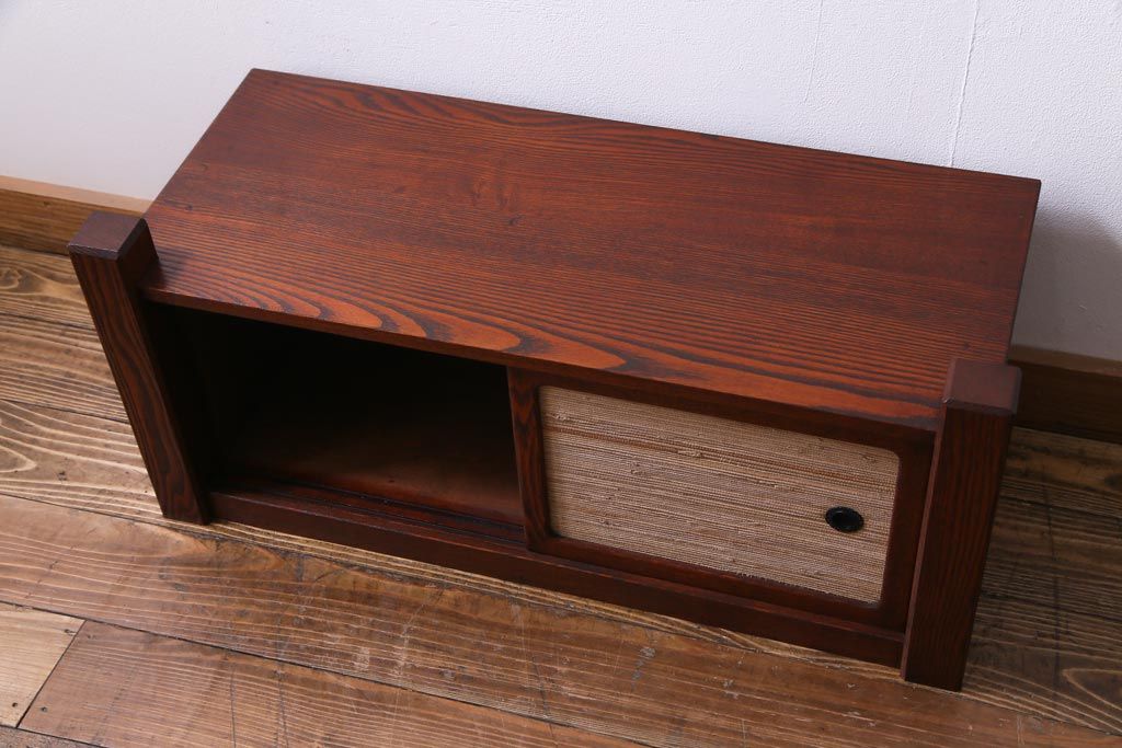 中古　高級品　松本伝統　指物工芸家具　漆塗り　ケヤキ材の杢目が見事な置き床(棚、ローボード)