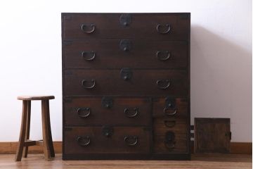 アンティーク家具　明治大正期　桑・桐材　渋い色味が趣溢れる衣装箪笥(チェスト、桐箪笥、桐たんす)